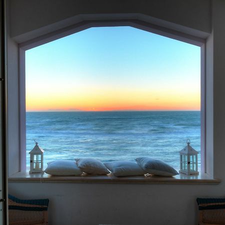 Villa Lilla Sulla Spiaggia Di San Vincenzo Luxury Екстериор снимка
